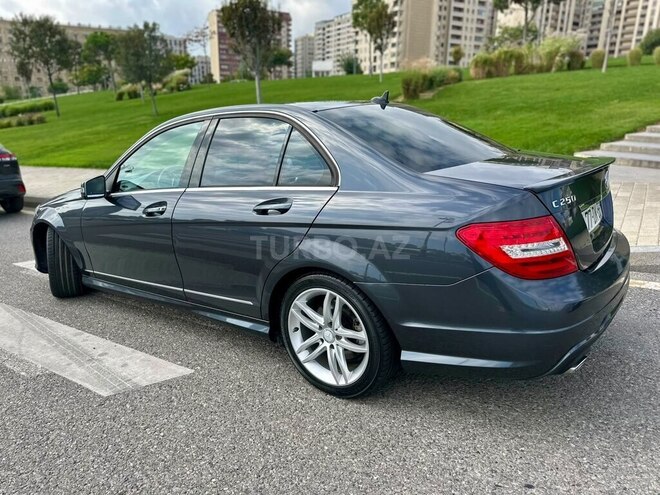 Mercedes C 250 2013, 151,000 km - 1.8 l - Bakı