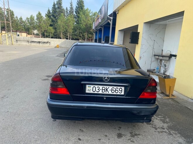 Mercedes C 180 1999, 367,716 km - 1.8 l - Ucar