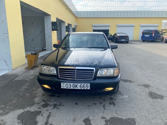Mercedes C 180 1999, 367,716 km - 1.8 l - Ucar