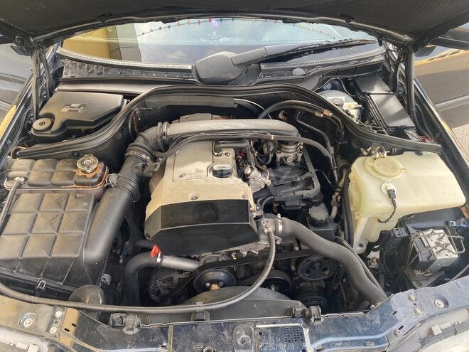 Mercedes C 180 1999, 367,716 km - 1.8 l - Ucar