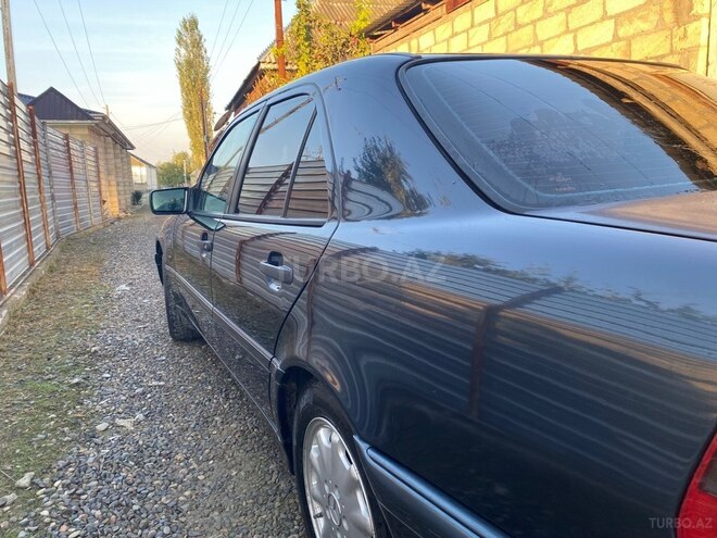 Mercedes C 180 1999, 367,716 km - 1.8 l - Ucar