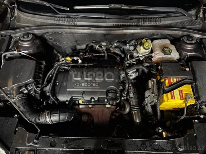 Chevrolet Cruze 2015, 237,868 km - 1.4 l - Şirvan