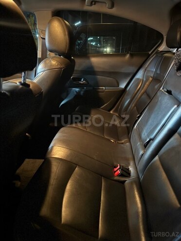 Chevrolet Cruze 2015, 237,868 km - 1.4 l - Şirvan