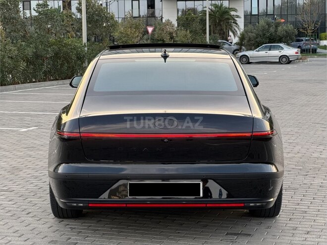 Hyundai Grandeur 2023, 36,300 km - 1.6 l - Bakı