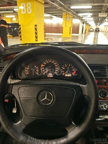 Mercedes C 220 1996, 372,000 km - 2.2 l - Gəncə