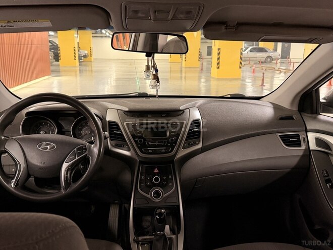 Hyundai Elantra 2015, 126,000 km - 1.8 l - Gəncə