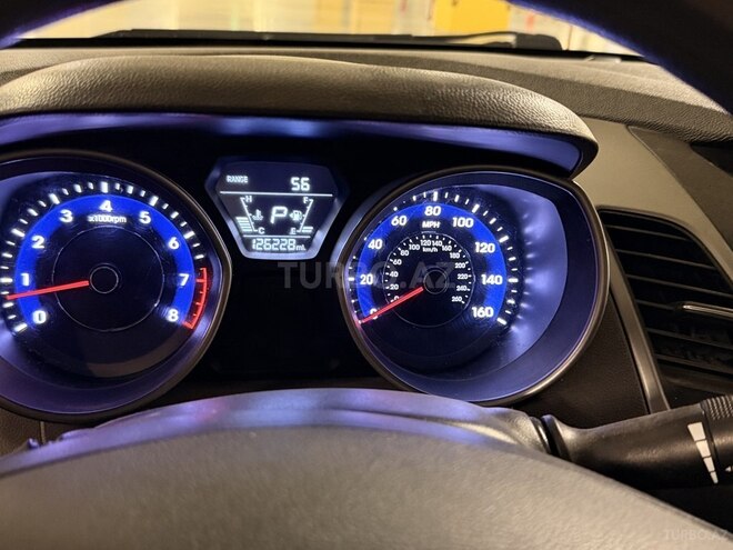Hyundai Elantra 2015, 126,000 km - 1.8 l - Gəncə