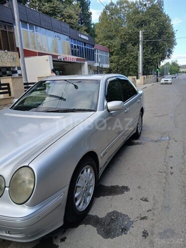 Mercedes E 200 2000, 529,292 km - 2.2 l - Ağstafa