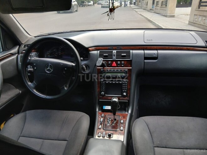 Mercedes E 200 2000, 529,292 km - 2.2 l - Ağstafa