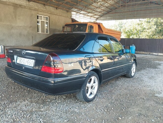 Mercedes C 180 1995, 686,929 km - 1.8 l - Şəmkir