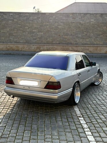 Mercedes 220 E 1994, 390,000 km - 2.2 l - Bakı