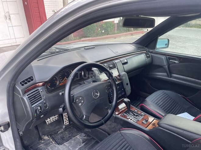 Mercedes E 240 1998, 376,584 km - 2.4 l - Bakı