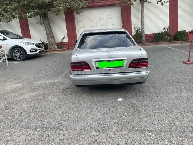 Mercedes E 240 1998, 376,584 km - 2.4 l - Bakı