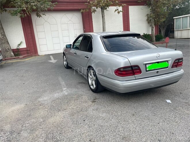 Mercedes E 240 1998, 376,584 km - 2.4 l - Bakı