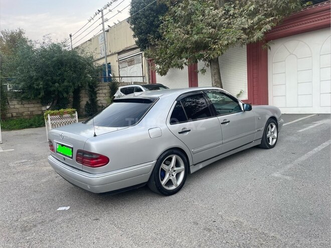 Mercedes E 240 1998, 376,584 km - 2.4 l - Bakı