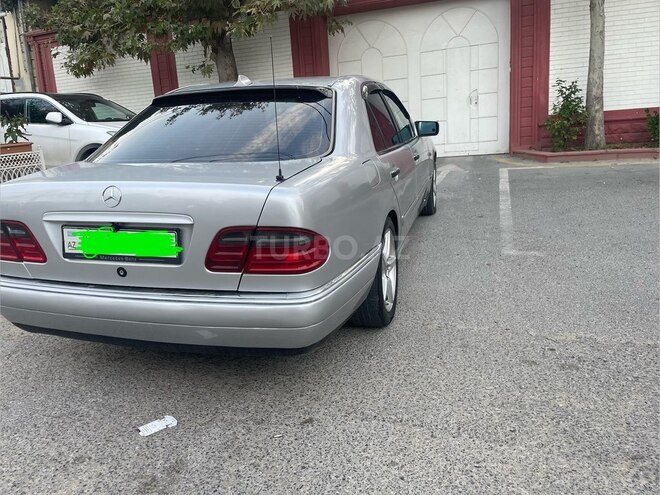 Mercedes E 240 1998, 376,584 km - 2.4 l - Bakı