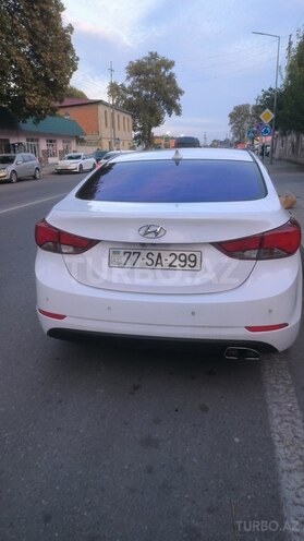 Hyundai Avante 2013, 202,000 km - 1.6 л - Göyçay