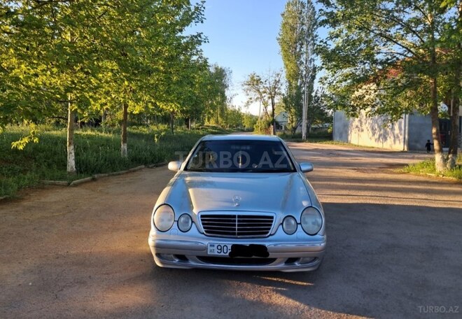 Mercedes E 280 2000, 296,000 km - 2.8 l - Tovuz