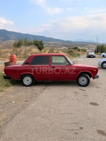 LADA (VAZ) 2107 2005, 198,000 km - 1.6 l - 