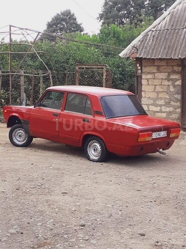 LADA (VAZ) 2107 2005, 198,000 km - 1.6 l - 