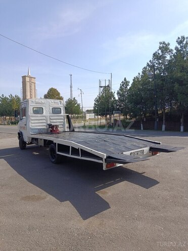 Mercedes 508 1995, 500,000 km - 2.3 l - Qazax