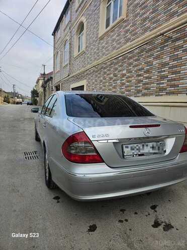 Mercedes E 220 2007, 380,000 km - 2.2 l - Bakı