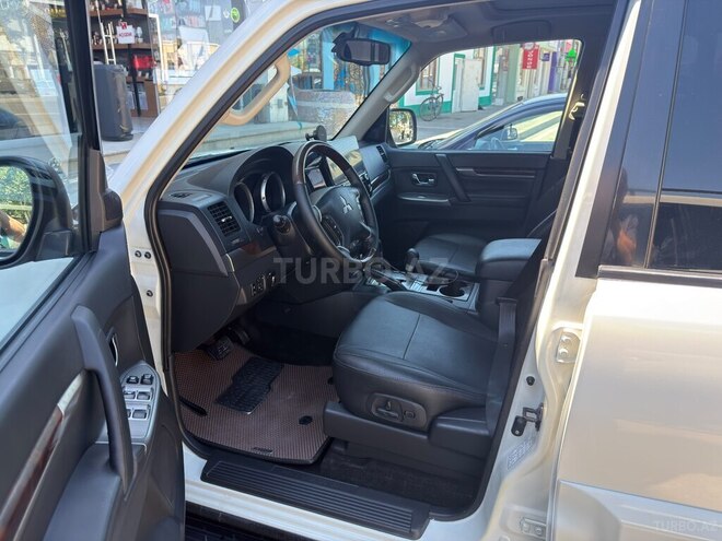 Mitsubishi Pajero 2013, 152,000 km - 3.5 l - Xaçmaz