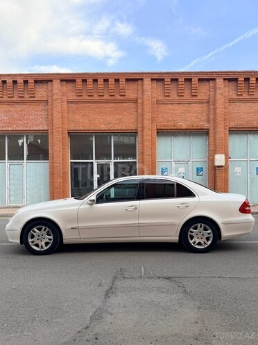 Mercedes E 240 2005, 280,000 km - 2.6 l - Gəncə