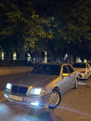 Mercedes C 240 1999, 222,000 km - 2.4 l - Biləsuvar