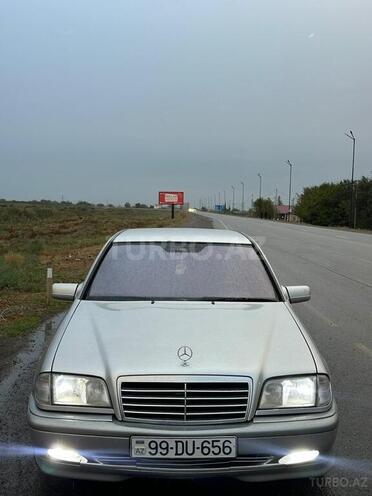 Mercedes C 240 1999, 222,000 km - 2.4 l - Biləsuvar