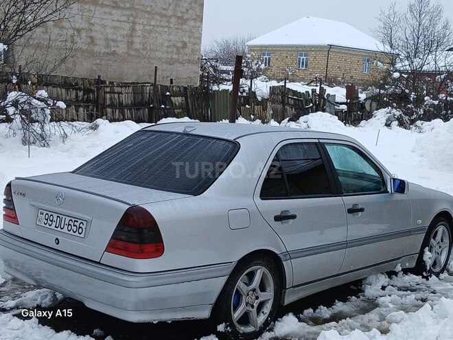 Mercedes C 240 1999, 222,000 km - 2.4 l - Biləsuvar