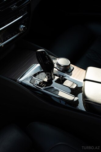 BMW 530 2017, 130,000 km - 2.0 l - Bakı