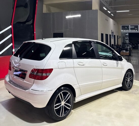 Mercedes B 170 2010, 180,000 km - 1.7 l - Sumqayıt