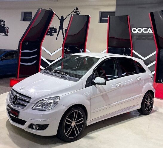 Mercedes B 170 2010, 180,000 km - 1.7 l - Sumqayıt