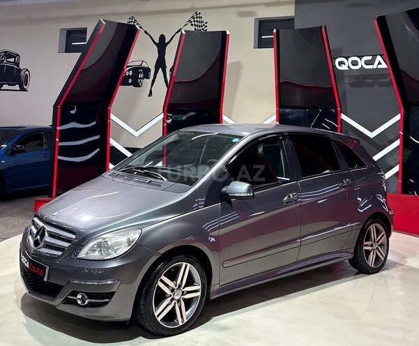 Mercedes B 170 2010, 185,000 km - 1.7 l - Sumqayıt
