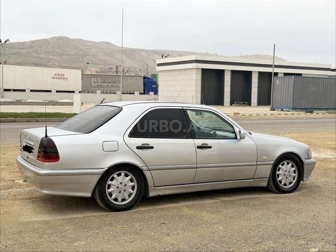 Mercedes C 220 2000, 525,000 km - 2.2 l - Bakı