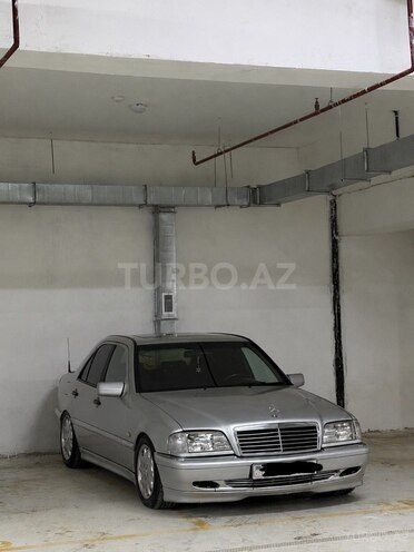 Mercedes C 220 2000, 525,000 km - 2.2 l - Bakı