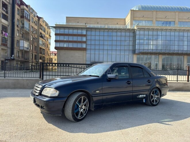 Mercedes C 220 1999, 500,000 km - 2.2 л - Xırdalan