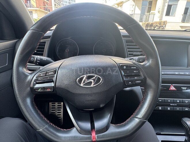 Hyundai Elantra 2017, 156,106 km - 1.6 л - Bakı