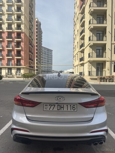 Hyundai Elantra 2017, 156,106 km - 1.6 л - Bakı