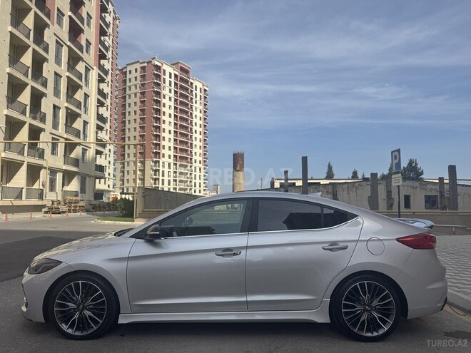 Hyundai Elantra 2017, 156,106 km - 1.6 л - Bakı