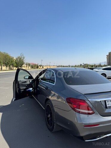 Mercedes E 300 4MATIC 2019, 144,000 km - 2.0 l - Naxçıvan