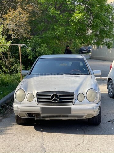 Mercedes E 230 1995, 315,894 km - 2.3 l - Bakı