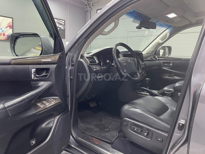 Lexus LX 570 2014, 185,000 km - 5.7 l - Bakı