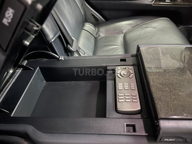 Lexus LX 570 2014, 185,000 km - 5.7 l - Bakı