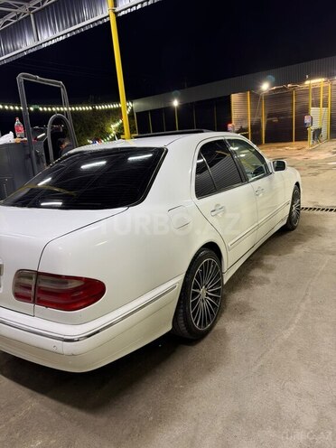 Mercedes E 270 1999, 647,000 km - 2.7 l - Tərtər