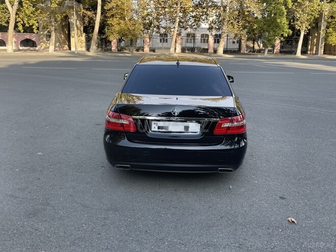 Mercedes E 350 2009, 300,000 km - 3.5 l - Mingəçevir