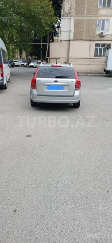 Kia  2009, 265,000 km - 1.6 l - Bakı