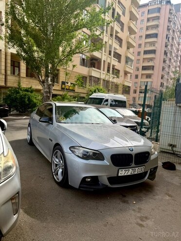 BMW 528 2014, 242,000 km - 2.0 l - Bakı