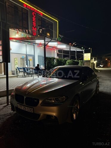 BMW 528 2014, 242,000 km - 2.0 l - Bakı